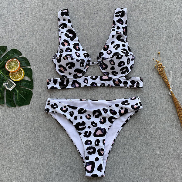 Sexy Front Cut Out Animal Print Bikini Matilde